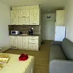 и студия в комплекс акротирия Апартаменты