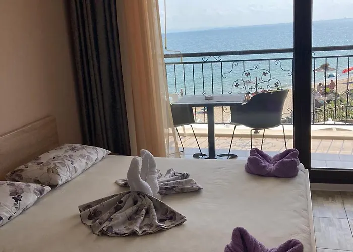 и студия в комплекс акротирия * Neszebar