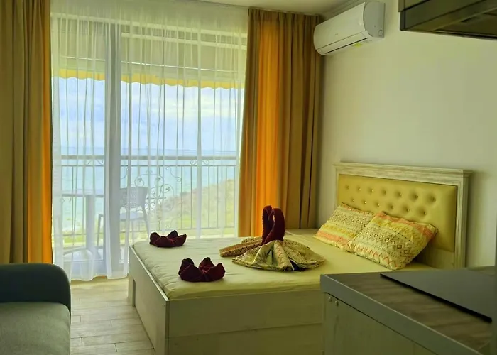 Apartman и студия в комплекс акротирия Neszebar