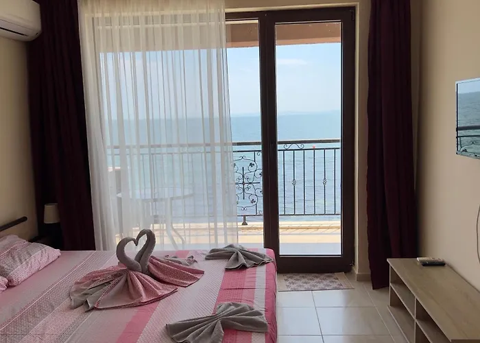 и студия в комплекс акротирия Neszebar