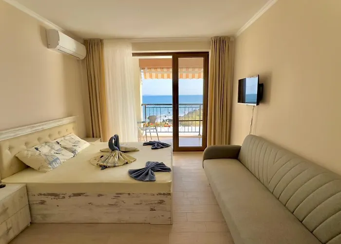 и студия в комплекс акротирия * Neszebar