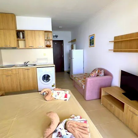 и студия в комплекс акротирия Nesebar