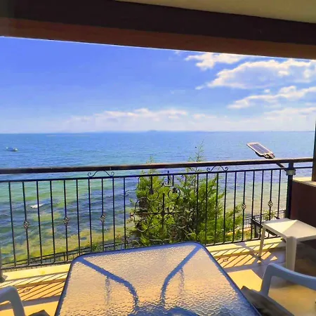 Apartment и студия в комплекс акротирия