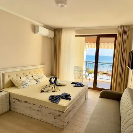 и студия в комплекс акротирия Apartment *