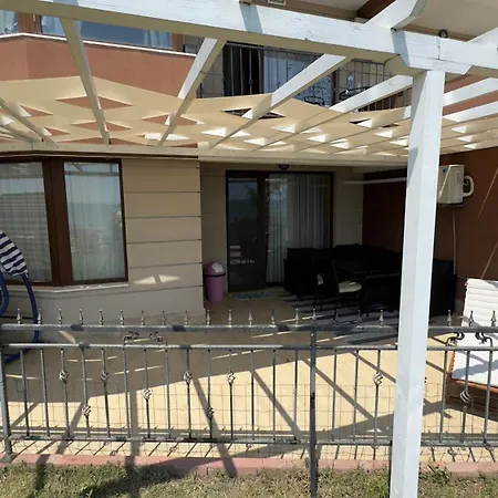 Apartment и студия в комплекс акротирия