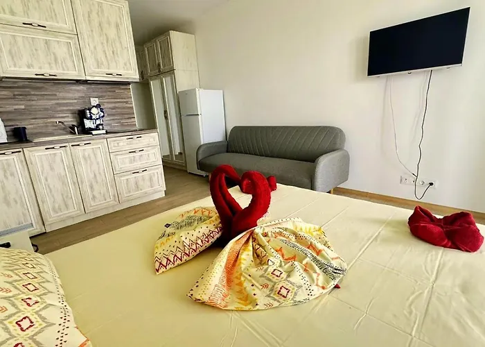 и студия в комплекс акротирия *