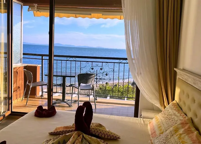 Daire и студия в комплекс акротирия *